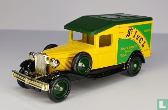 Packard Van 'St. Ivel' - Image 1