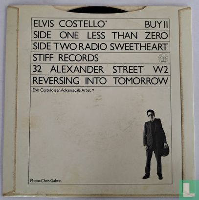 Less Than Zero - Afbeelding 2