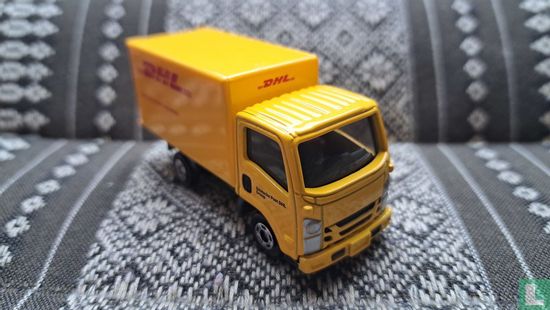 Isuzu Elf 'DHL' - Image 2