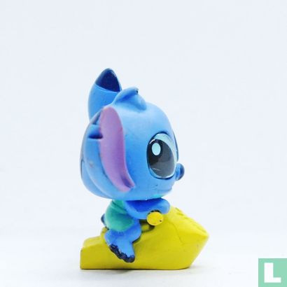 Stitch - Image 3