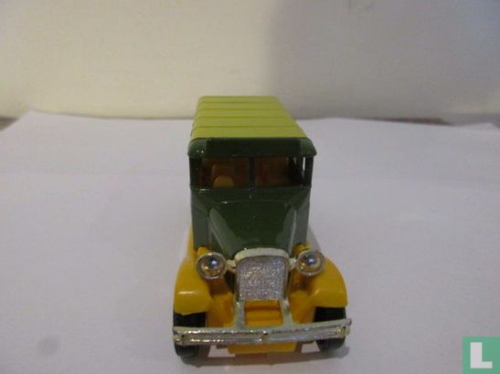 Bedford Bus - Image 2