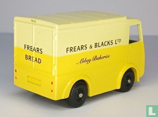 NCB Electric Bakers Van 'Frears & Blacks' - Bild 2