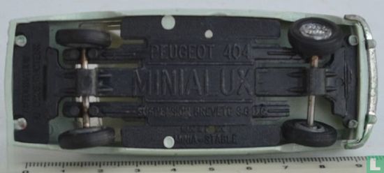 Peugeot 404 - Image 3