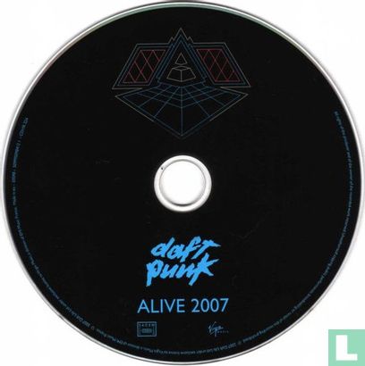 Alive 2007 - Image 3