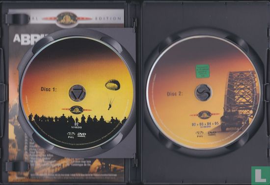 A Bridge Too Far / Un pont trop loin  - Image 5