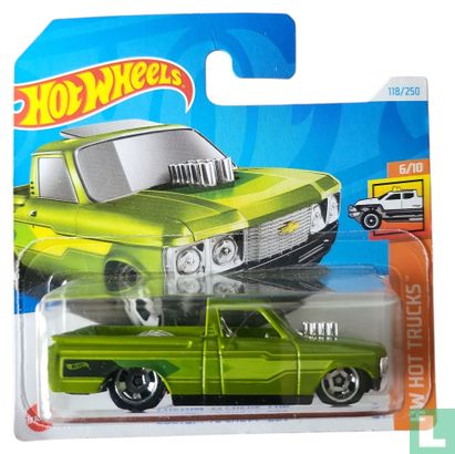 Custom ‘72 Chevy Luv  - Image 1