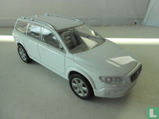 Volvo XC70 Prototype - Image 1