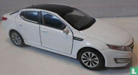 Kia Optima - Image 1