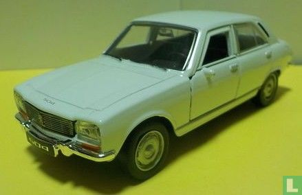 Peugeot 504 - Image 1