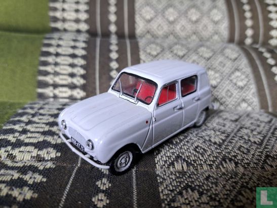 Renault 3 - Afbeelding 1
