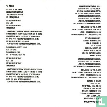 I'm Alive - Afbeelding 5