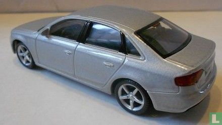 Audi A4 - Afbeelding 2