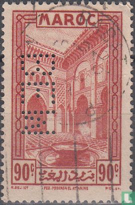 Cour - Image 1