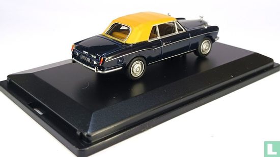 Rolls-Royce Corniche - Image 2