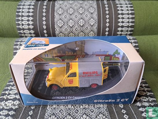 Citroën 2CV Camionnette 'PHILIPS' - Image 2