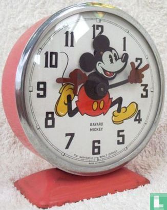 Mickey Mouse running - Image 3