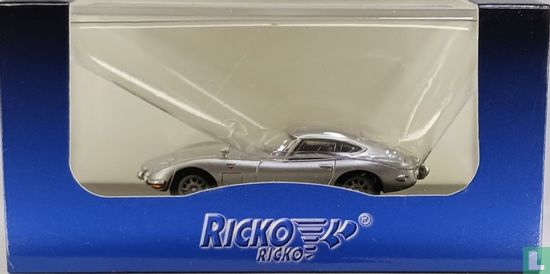 Toyota 2000GT - Image 1
