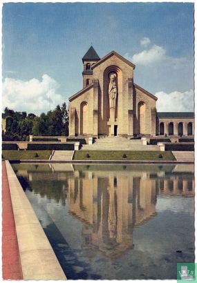 Basilique - Cour d'Honneur - Image 1