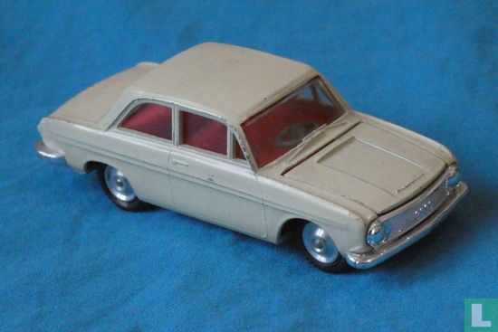 DKW F 102 - Image 1
