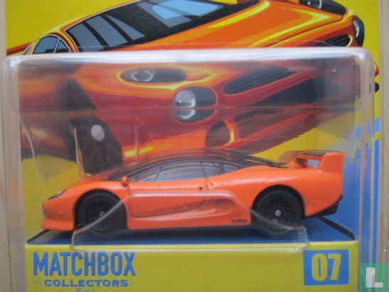 Jaguar XJ220S - Image 2