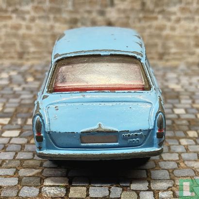 Morris 1100 - Image 2