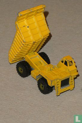 Caterpillar Dump Truck - Image 3