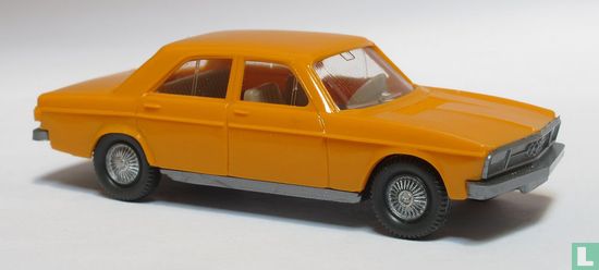 Audi 100