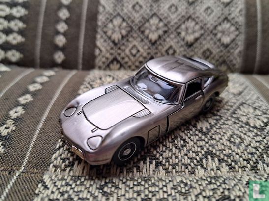 Toyota 2000GT - Image 1
