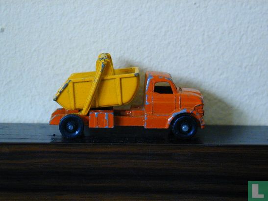 Waste Disposal Truck
