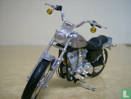 Harley-Davidson 1999 XL 1200C Sportster 1200 Custom - Image 3