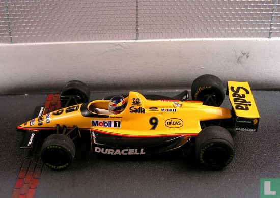 Lola-Ford T93/00
