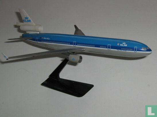 KLM - MD-11 (01)