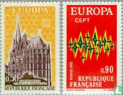 Europa – Aurore boréale et cathédrale d'Aix-la-Chapelle