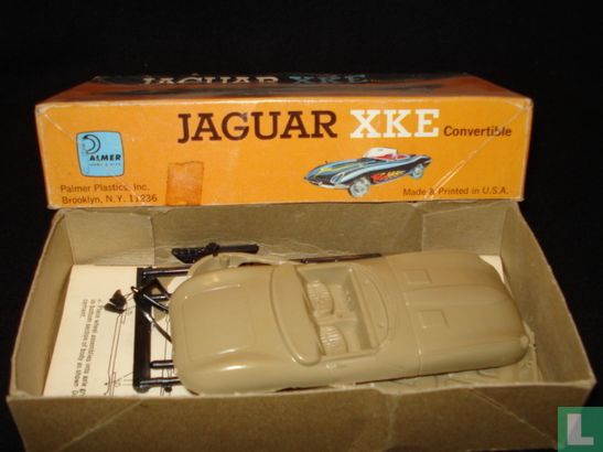 Jaguar XKE - Image 2