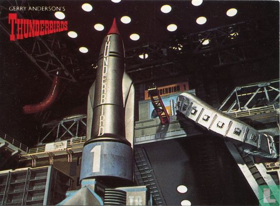 Thunderbird One prepares for lift-off in its secret hangar on Tracy island - Afbeelding 1