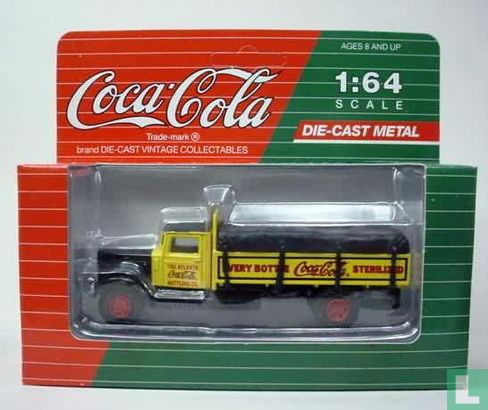 Peterbilt 260 'Coca-Cola' - Image 2