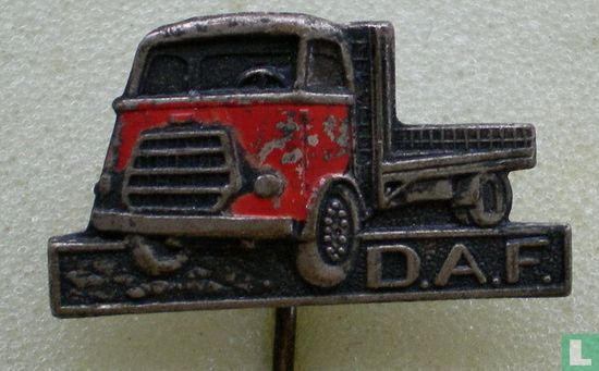 D.A.F. (modèle 1600) [rouge]