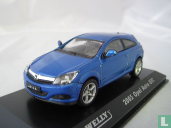 Opel Astra GTC Blauw - Afbeelding 1