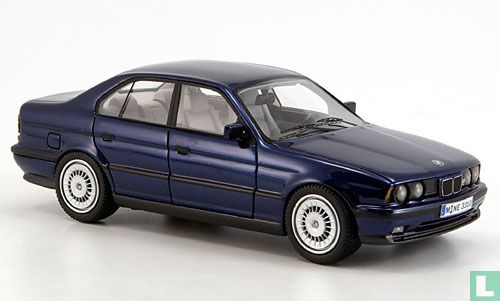 Fascineren Vlekkeloos deze BMW M5 43310 (2008) - Neo Scale Models - LastDodo