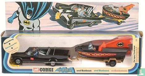 Batmobile & Batboat on trailer - Image 1