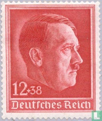 49e verjaardag Adolf Hitler