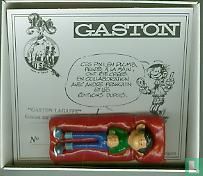 fils sur lit de camp de Gaston - Image 1
