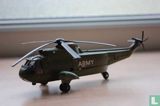 Sikorsky Sea King Army Helicopter - Image 1