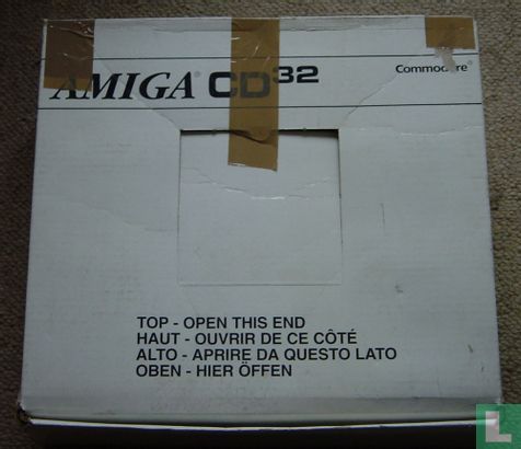 Amiga CD32 - Afbeelding 2