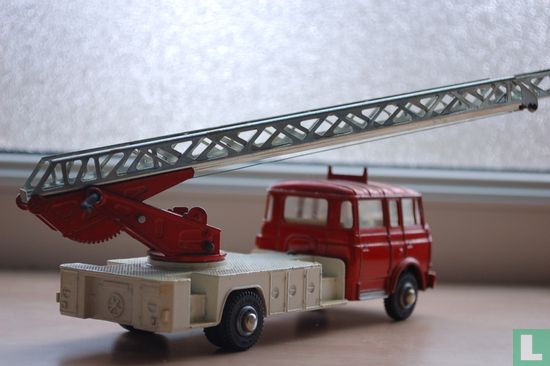 Berliet Fire Escape - Bild 2