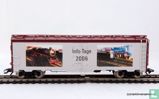 Gesloten wagen "Info Tage 2006" - Bild 1