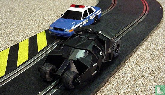 Ford GPD Police car & Batmobile Tumbler Batman Begins Racing Set - Afbeelding 3