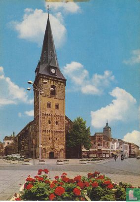 Enschede  Markt met Ned. Herv. Kerk