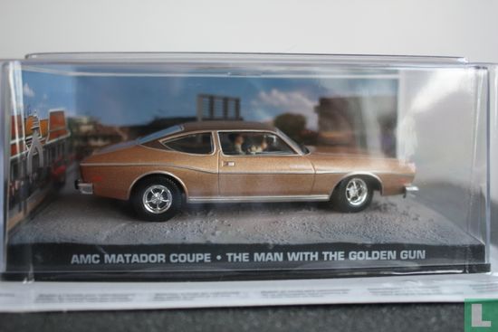 AMC Matador coupé 'The man with the golden gun' - Afbeelding 1