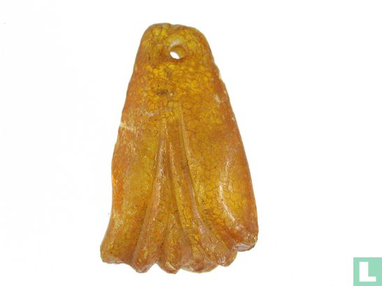 Chinees lotus - leaf charm / amulett made from genuine amber